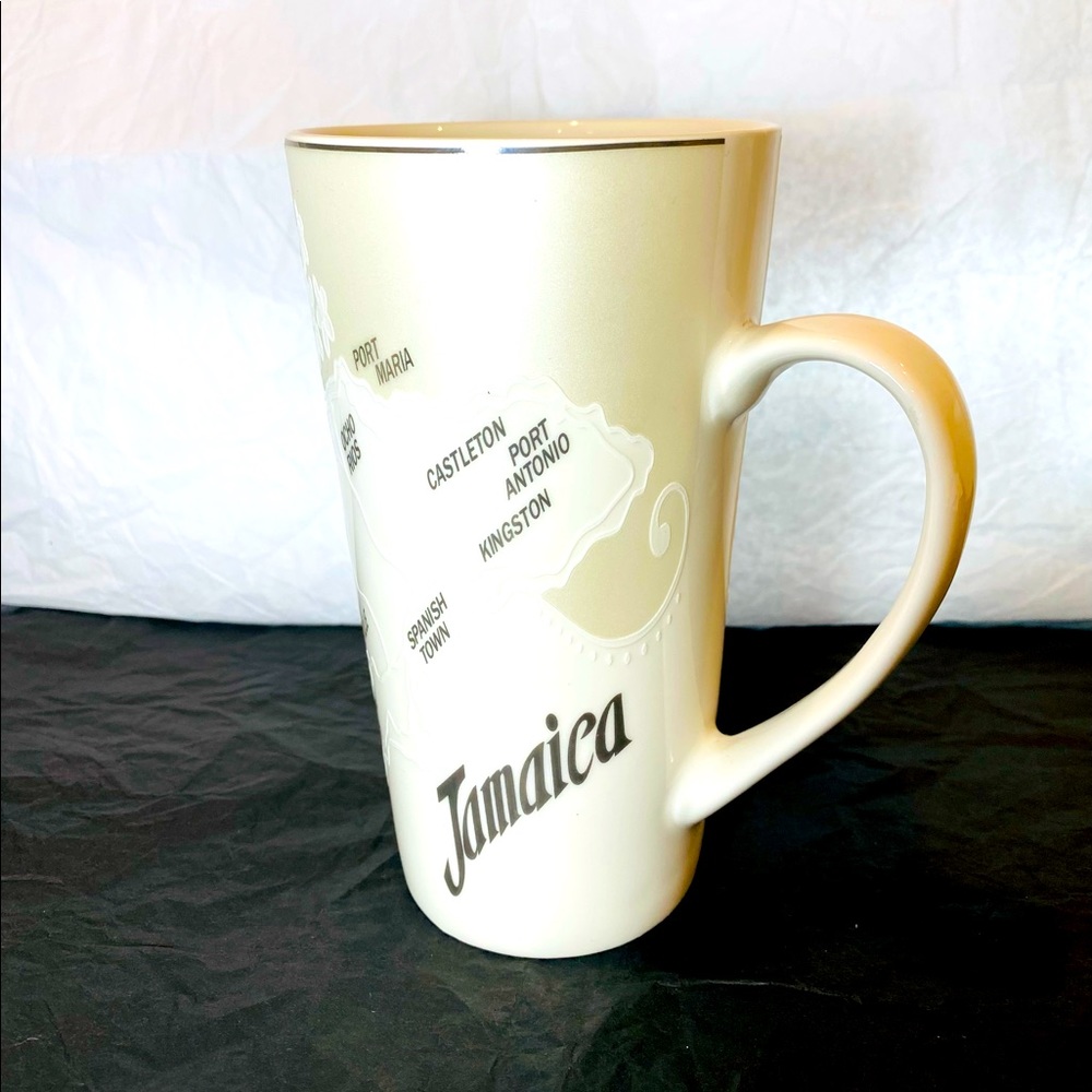 Delicate cream mug with Jamaica map (00299)
